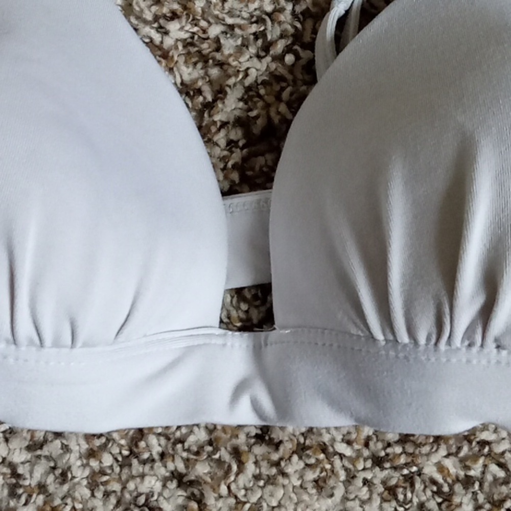 Fabletics bikini top - Picture 2 of 2